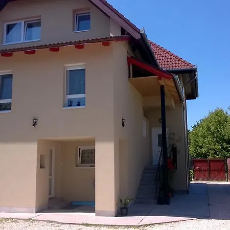 Zoe Apartman Siofok Apartment Exterior photo