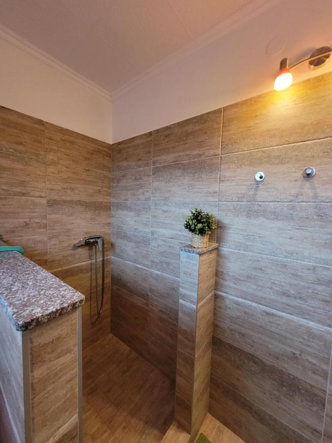 Apartment Zoe Apartman *