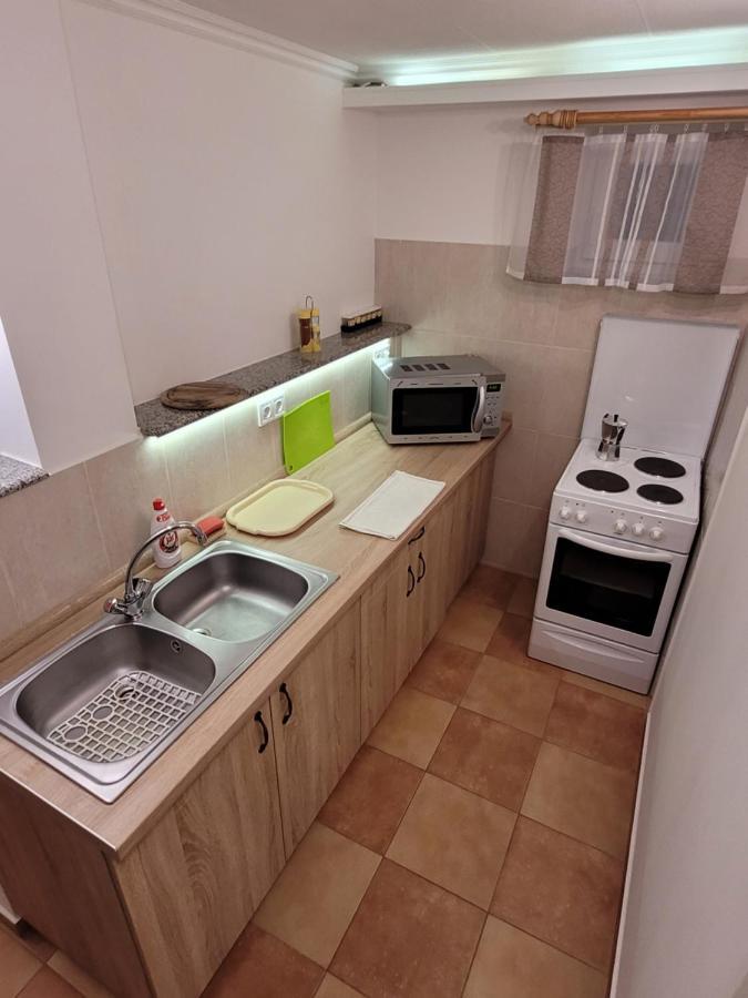 Zoe Apartman * Siofok