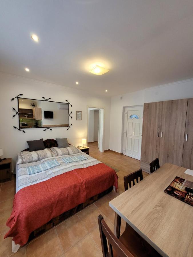 Apartment Zoe Apartman *