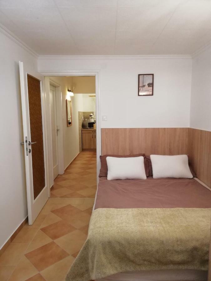 Zoe Apartman Apartment